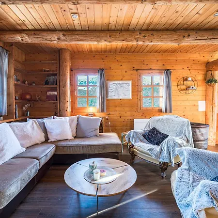 Bois Ronds Holiday home *